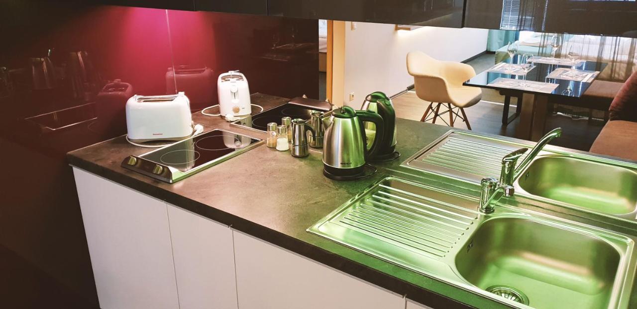 Orion Apartman Шарвар Экстерьер фото